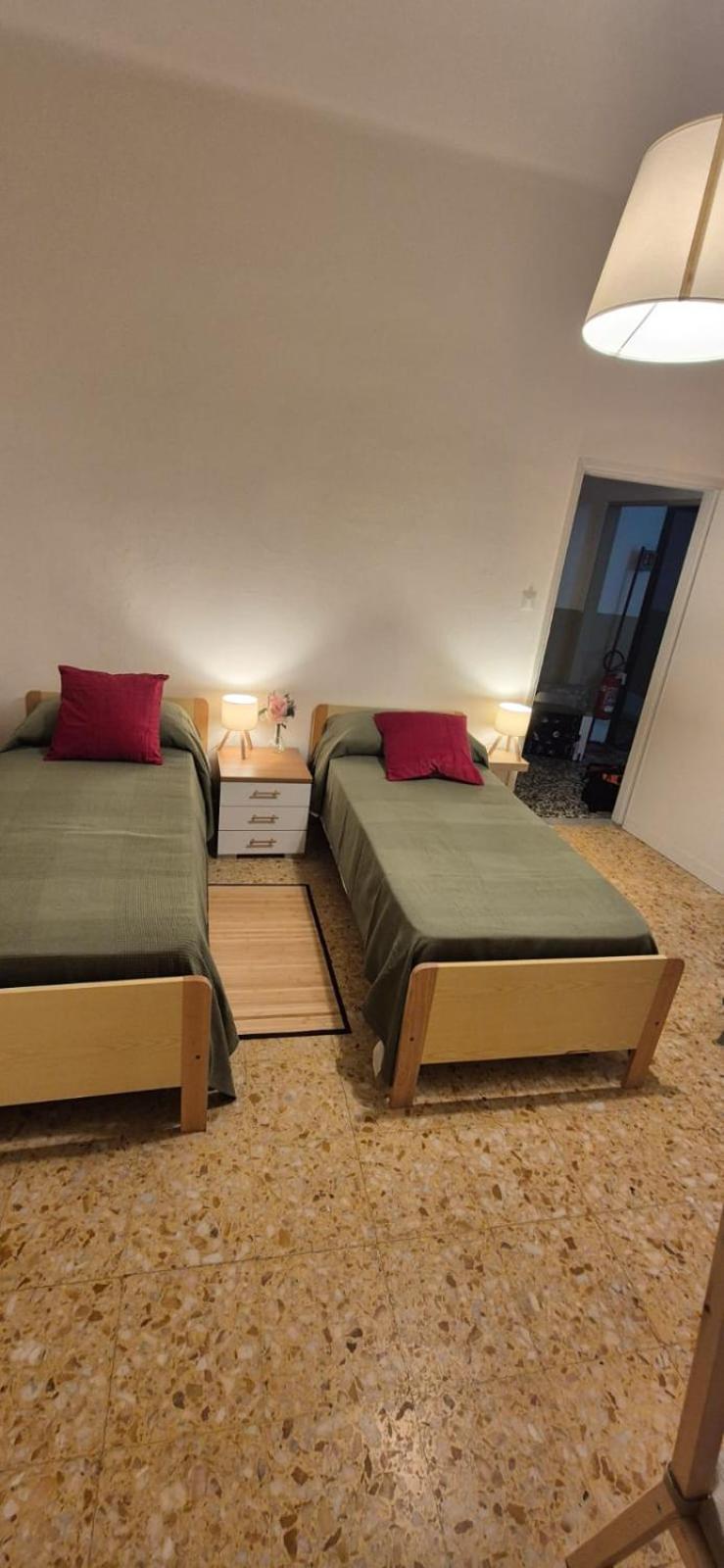 Pisa Center Train Station Hotel Luaran gambar
